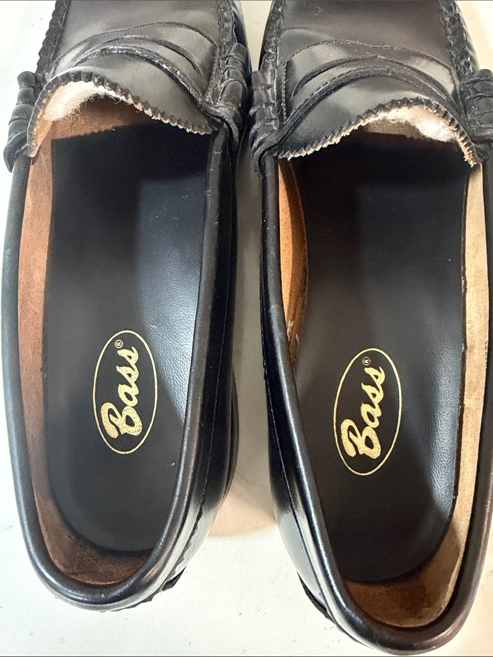 G.H. Bass Weejuns Black Leather Penny Loafers Preppy Slip On W 9.5 C | Fits 10 - Picture 3 of 9